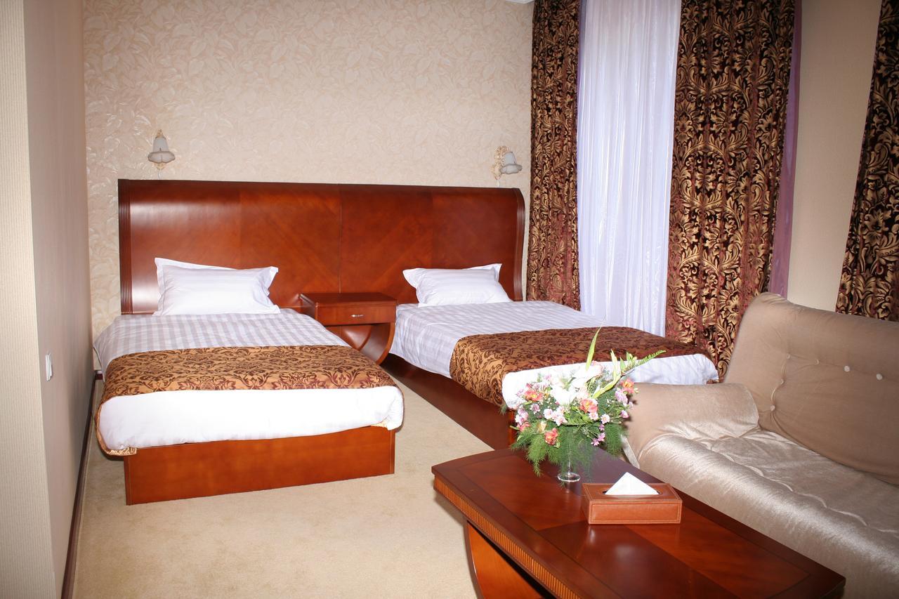 Luxurious Hotell Taraz Eksteriør bilde