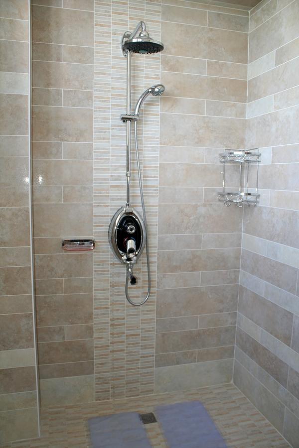 Luxurious Hotell Taraz Eksteriør bilde